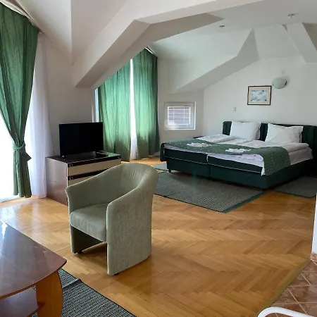 Luka Guest house 4*