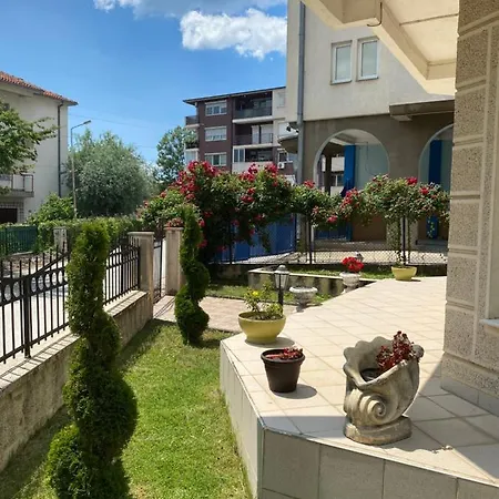 Guest house Luka